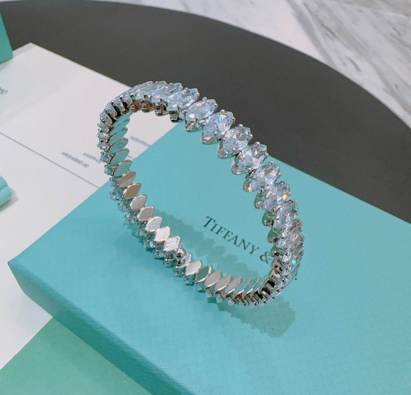 Tiffany bracelet 10yxx187
